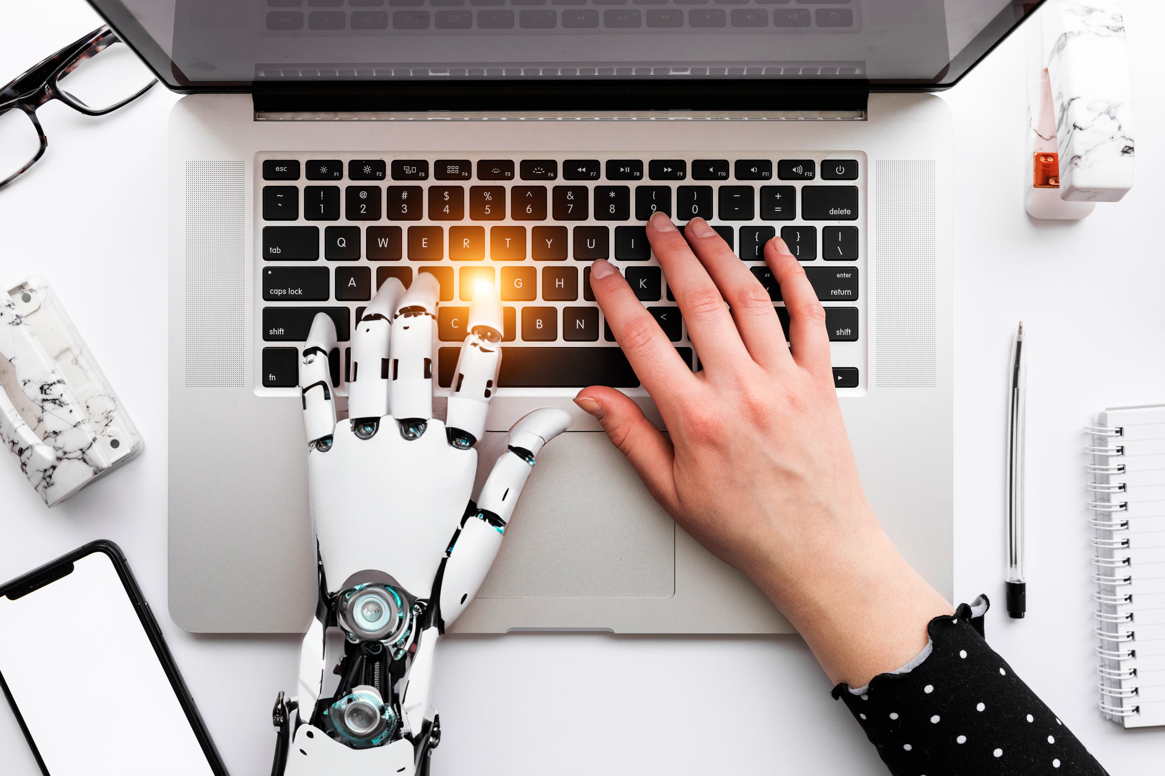 Role of AI in Simplifying Contract Review